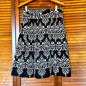 Weill designer black and white embroidered skirt size 10 small.
